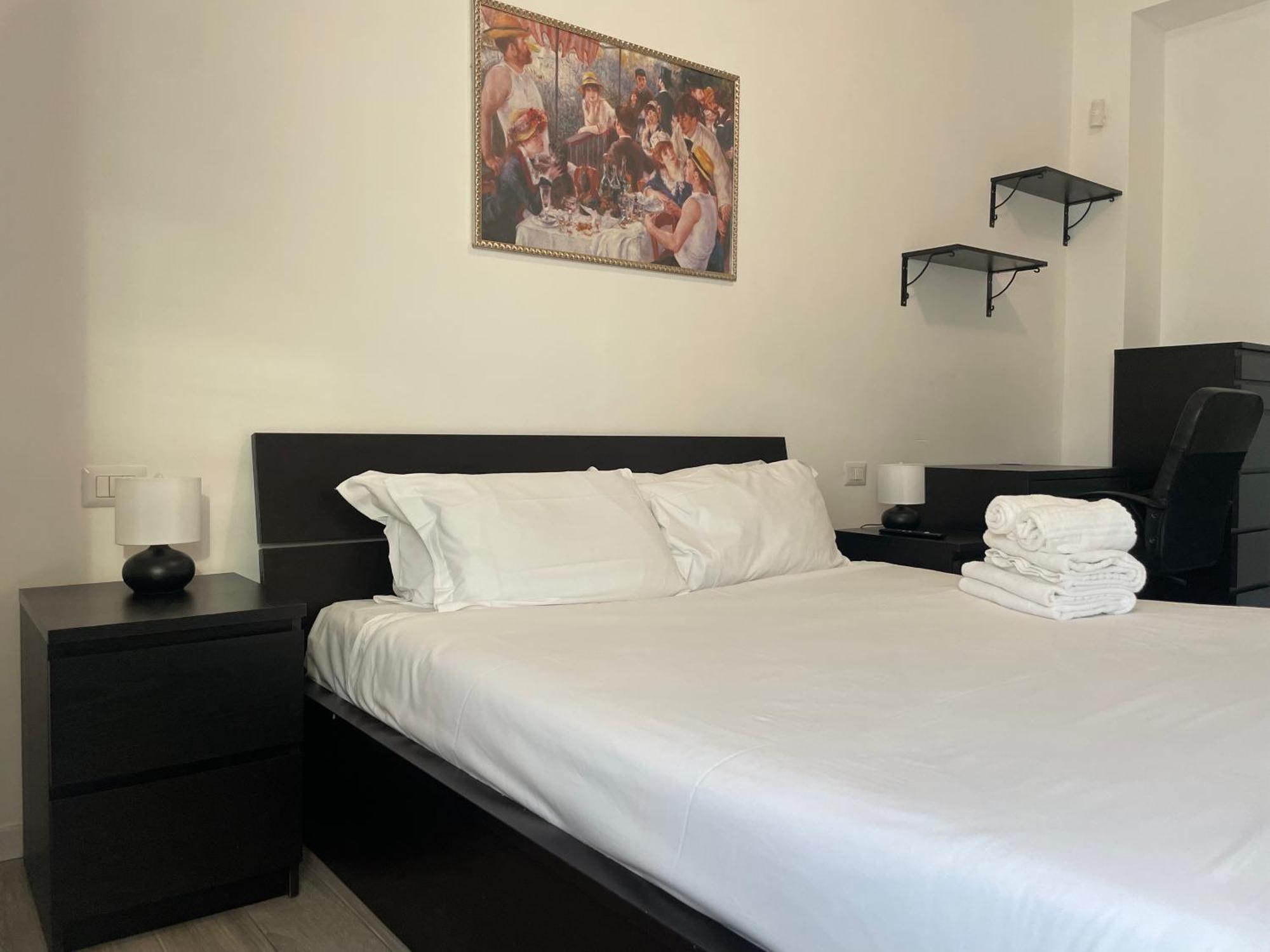 Gardone Apartment - Ampio Appartamento Con 2 Camere Da Letto - Comodo Per Duomo! Milán Exterior foto