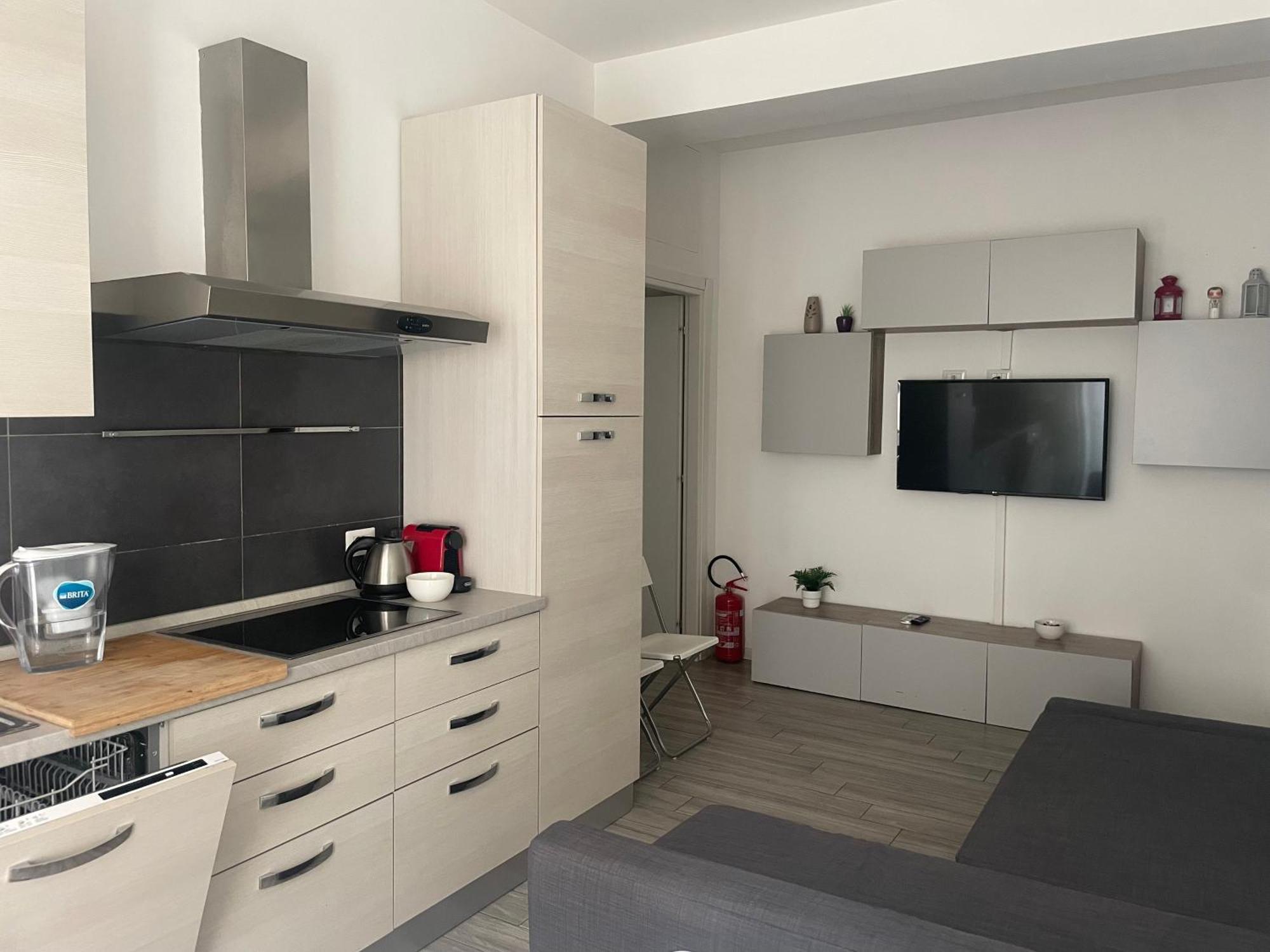 Gardone Apartment - Ampio Appartamento Con 2 Camere Da Letto - Comodo Per Duomo! Milán Exterior foto