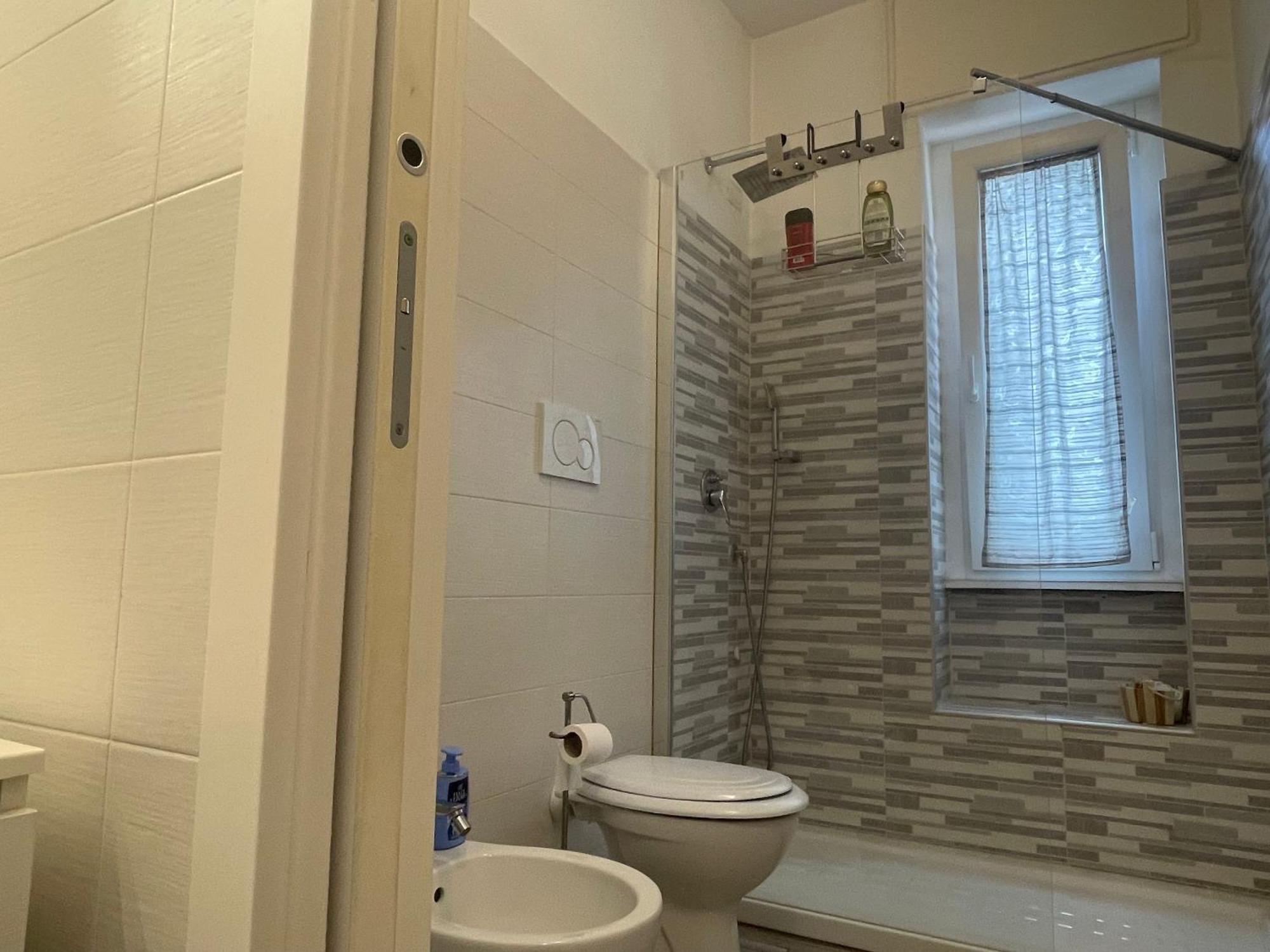Gardone Apartment - Ampio Appartamento Con 2 Camere Da Letto - Comodo Per Duomo! Milán Exterior foto